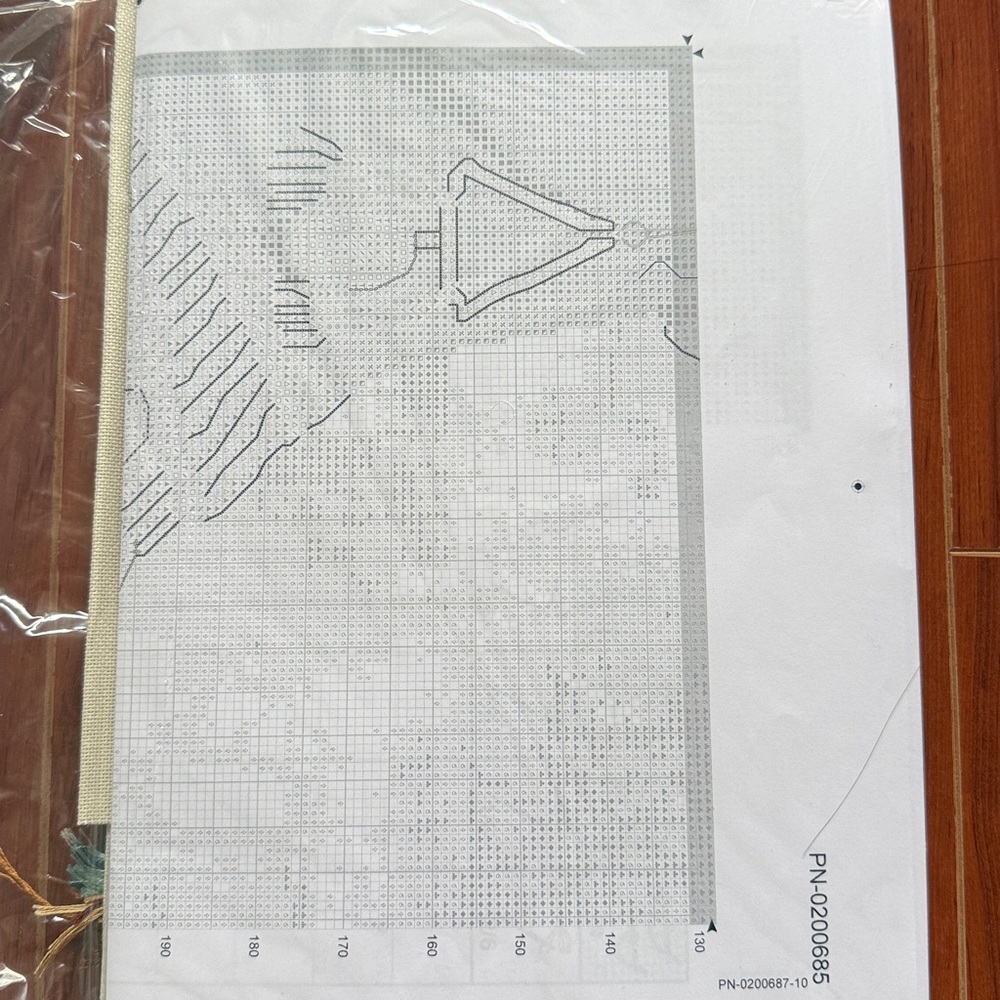 LanArte Embroidery Kit with Blue and Orange Design - Picture 3 of 3